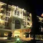 Dos Templarios 4* Томар